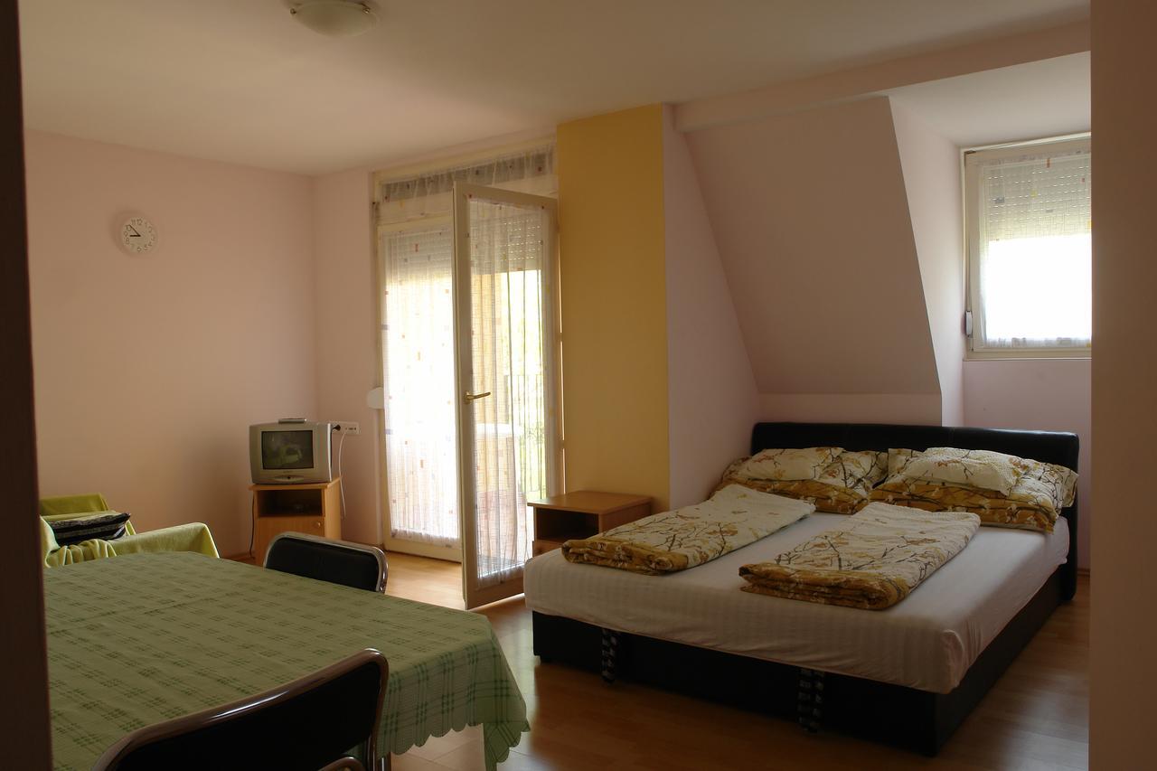 BogácsValentina Apartmanhazアパートメント エクステリア 写真