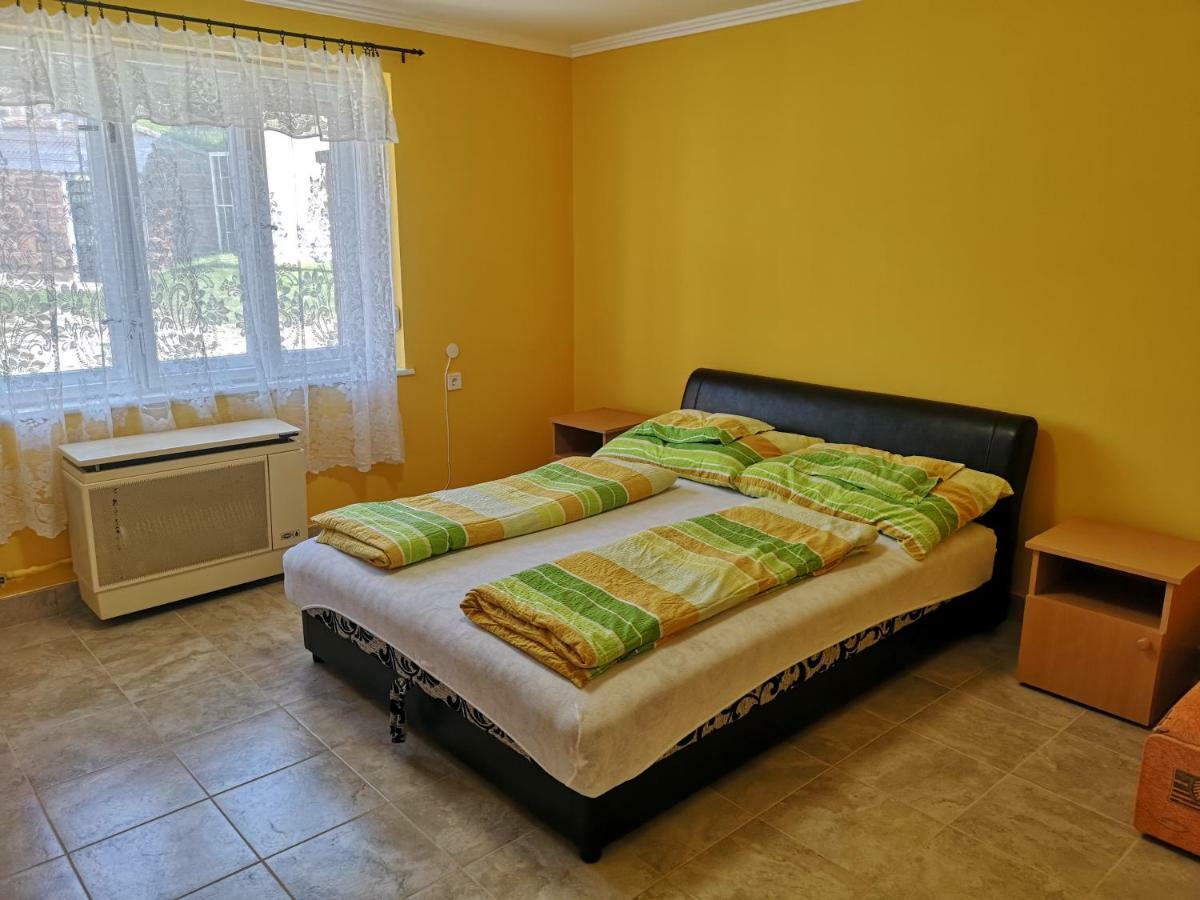 BogácsValentina Apartmanhazアパートメント エクステリア 写真